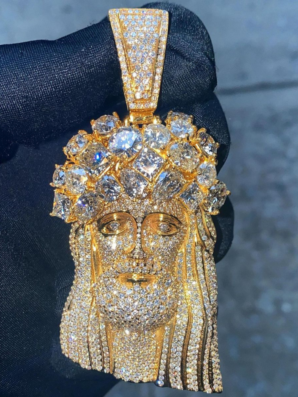 Latest 925 Silver Iced Out Pendants, Adorned With Moissanite Custom Name Pendant / Charms