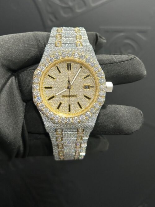 BUST DOWN MOISSANITE WATCH / ICED OUT