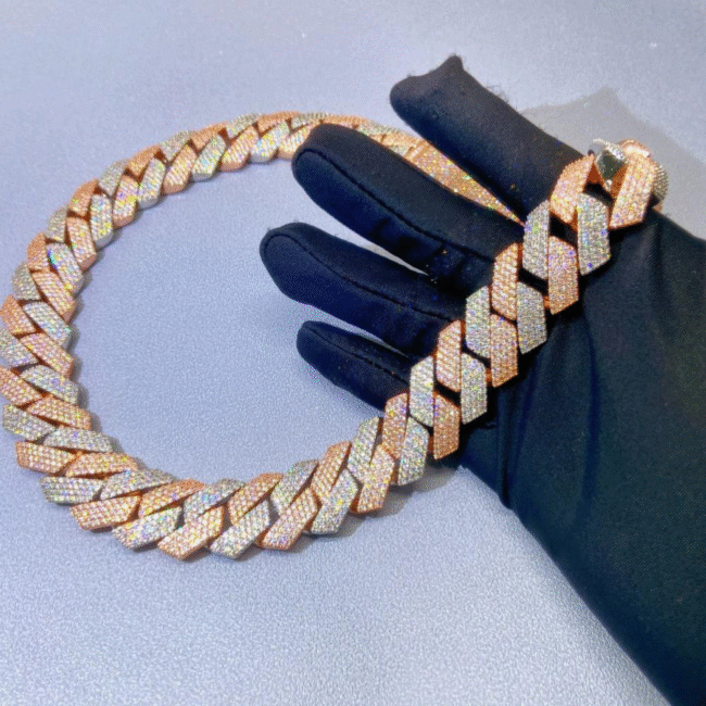 22mm Iced Out Diamond Cuban Chain - Image 3