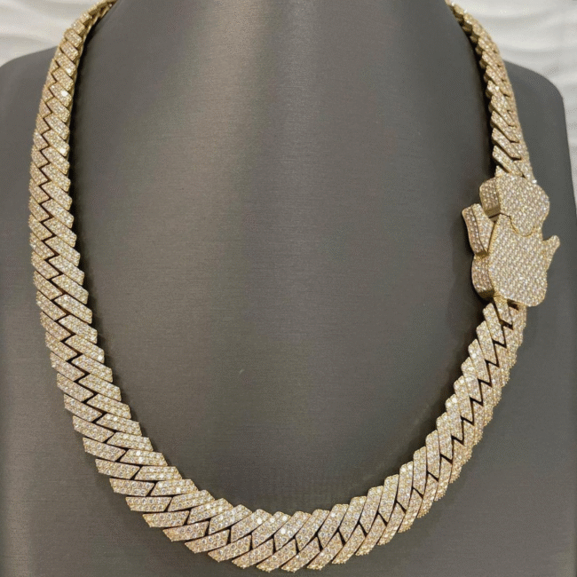 18mm gold plated cuban link chain - Image 2