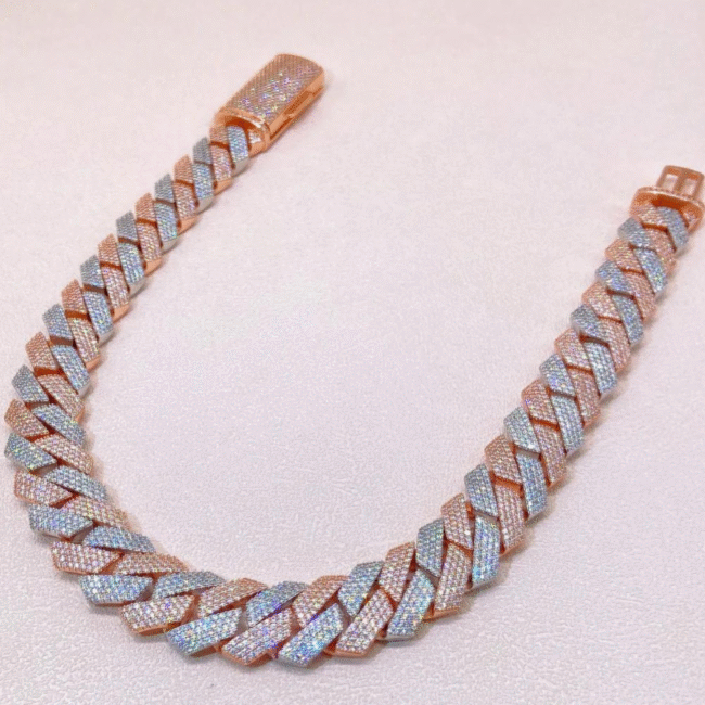 22mm Iced Out Diamond Cuban Chain - Image 7