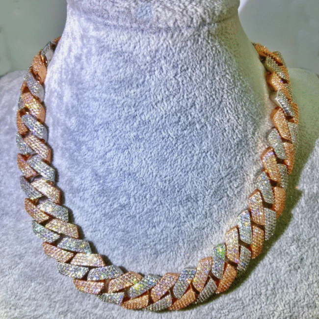 22mm Iced Out Diamond Cuban Chain - Image 8