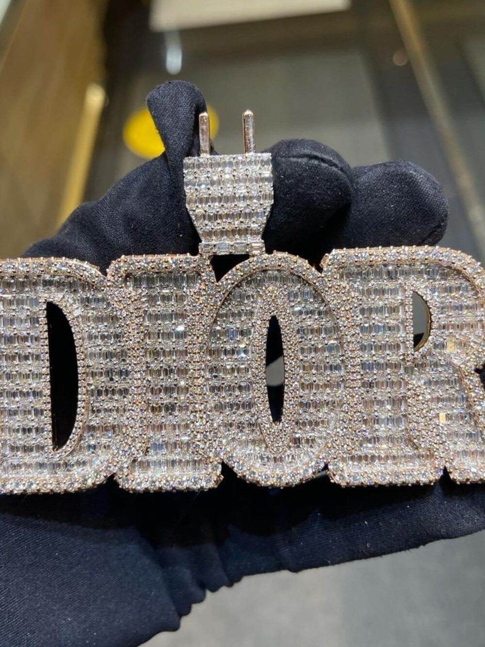 925 Silver Iced Out Pendants, Featured With VVS Moissanite Diamonds Pendant