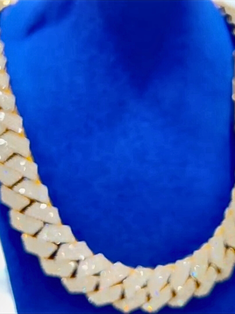 22mm Urban Men’s Silver Diamond Iced Out Cuban Link Moissanite Chains