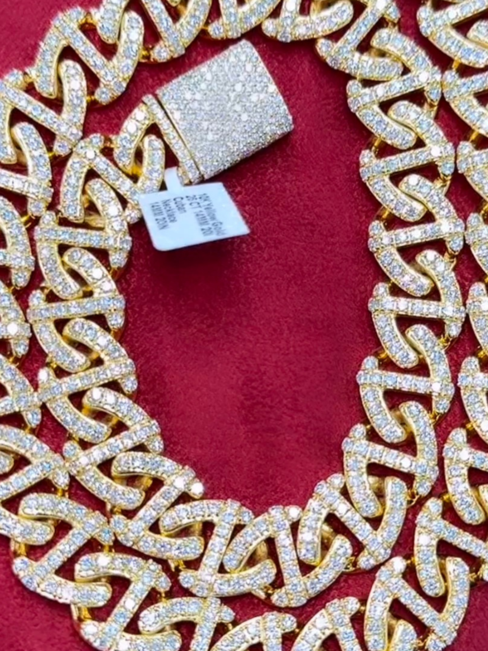 18mm Silver Diamond Edge Men’s Iced Out Cuban Link Chain Moissanite Chains