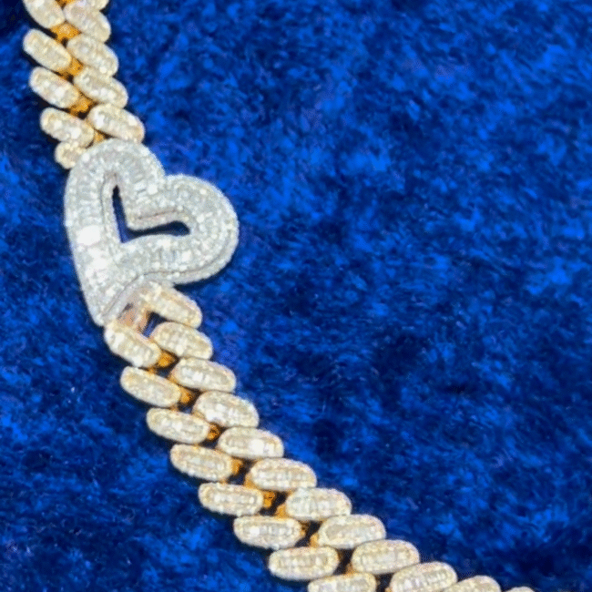 18mm Diamond Cuban Link Chain - Image 2