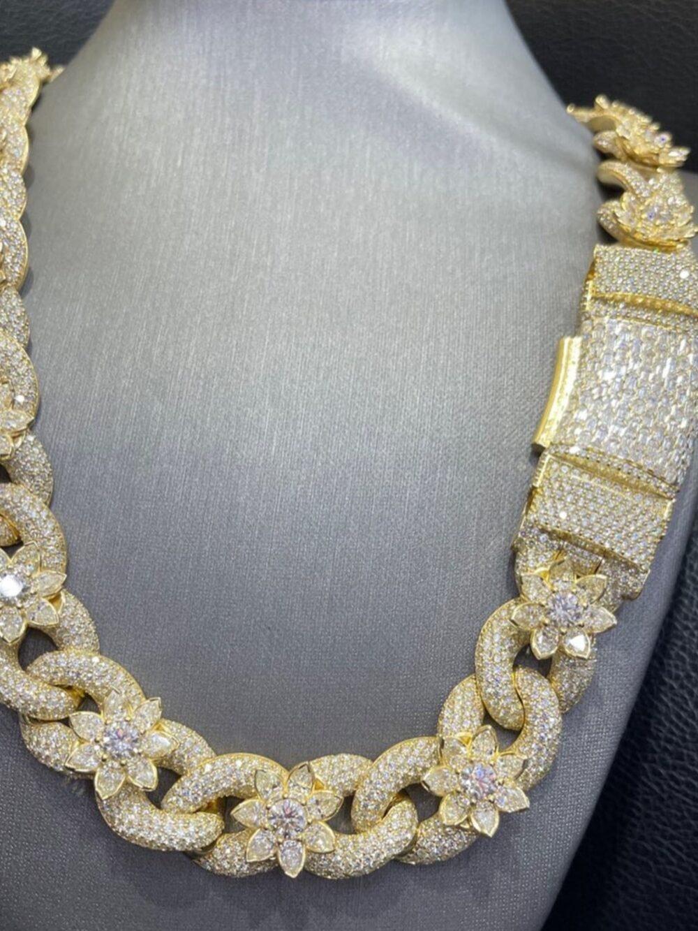 20mm Silver Diamond Men’s Moissanite Chains Iced Out Cuban Link Chain