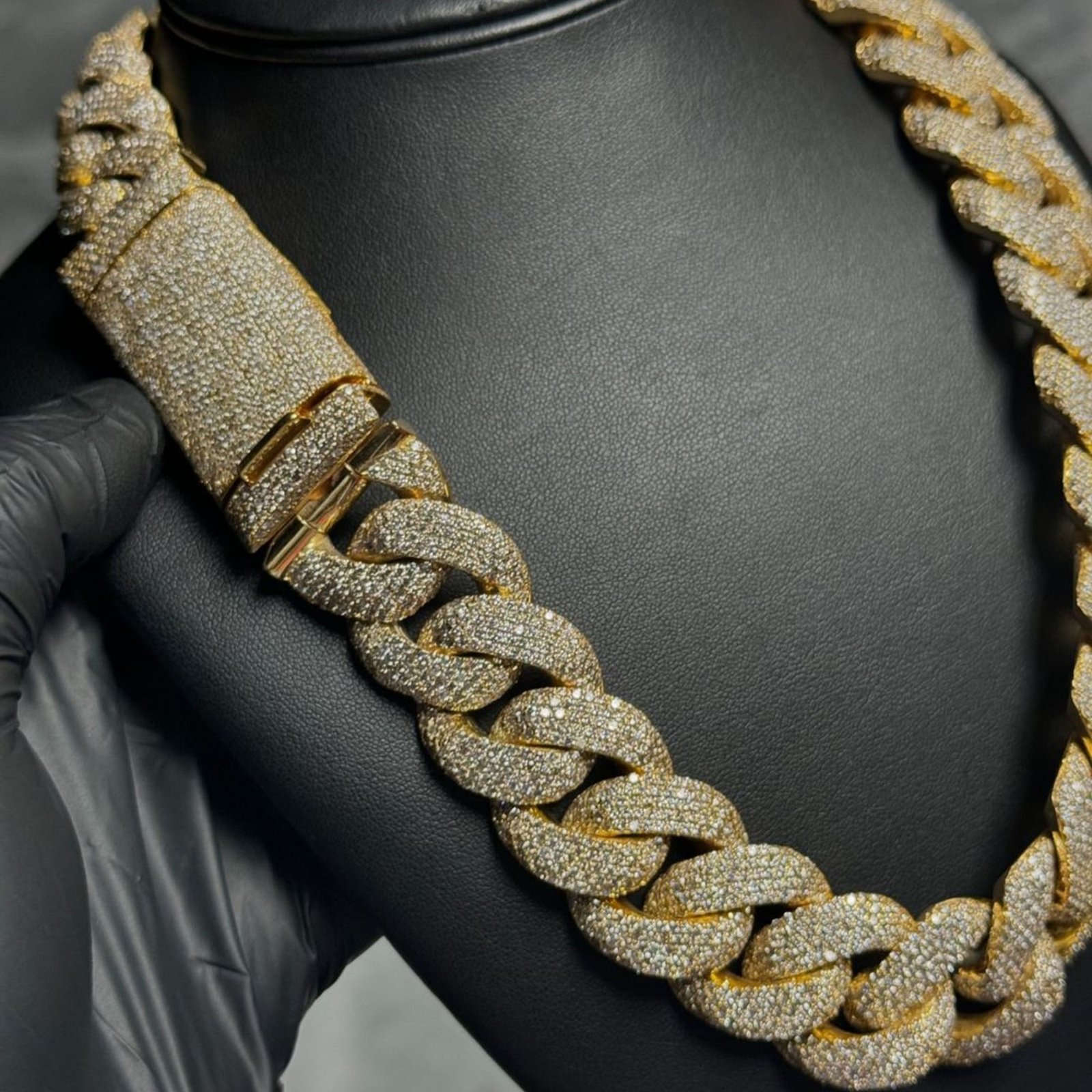 22 mm Cuban Link Chain for men