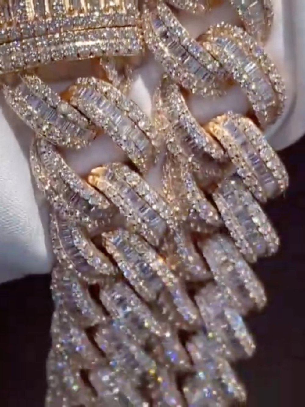 20mm Mens Silver Cuban Link Chain