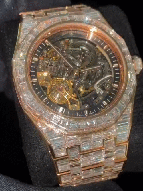 Luxury ICED out moissanite - vvs chronograph
