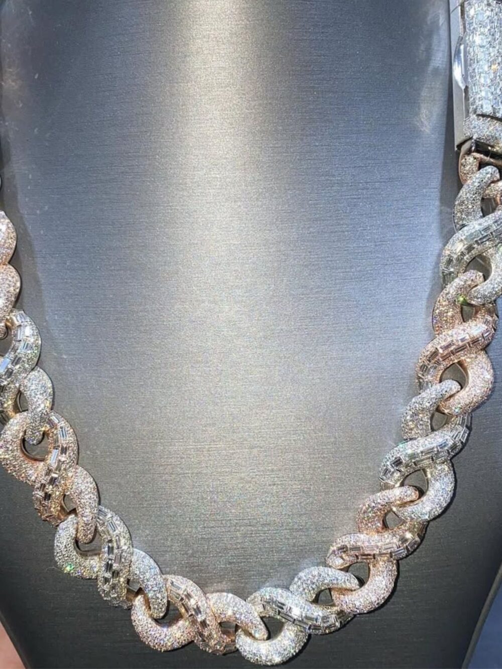 18 mm Cuban Link Chain