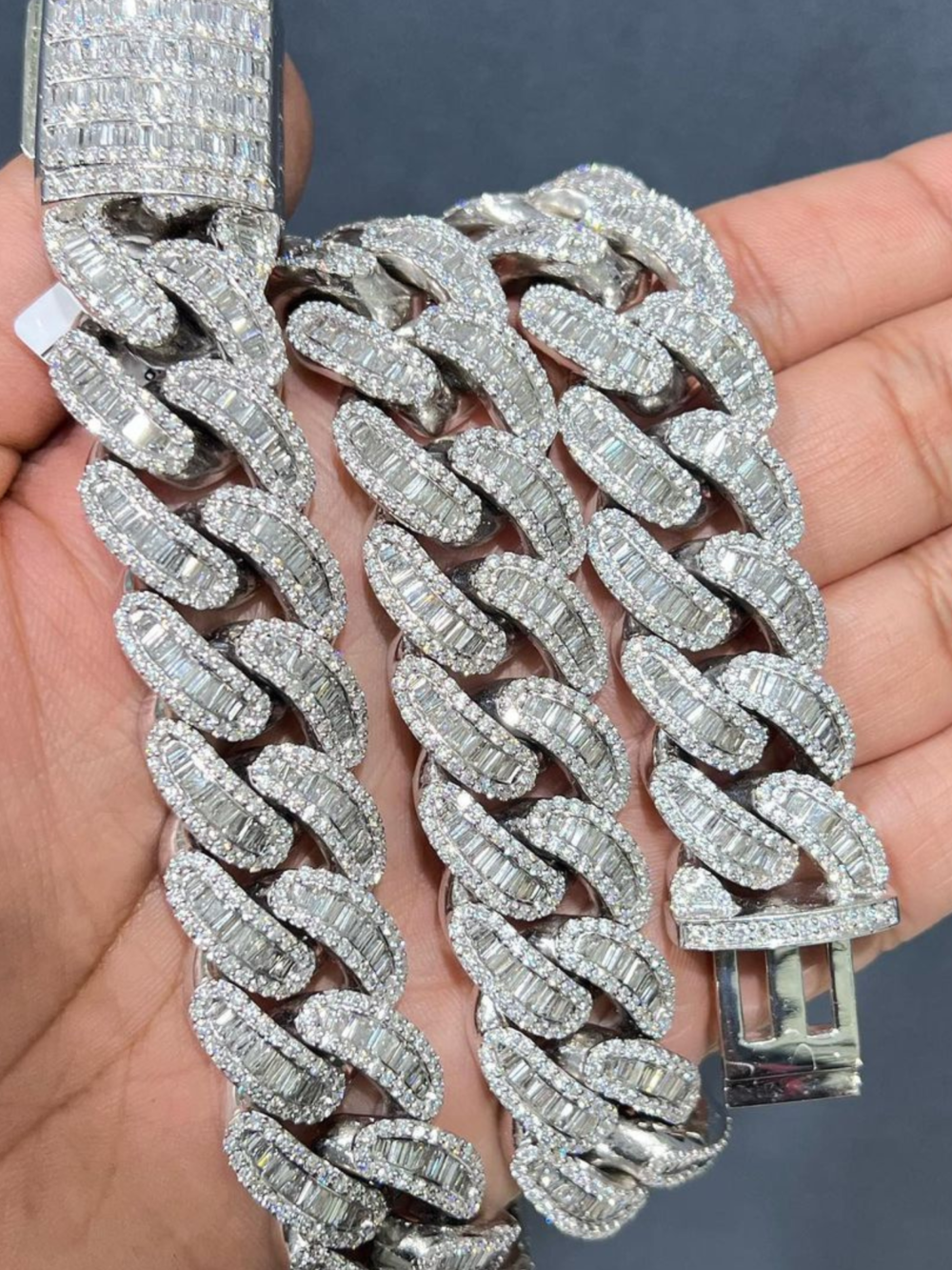 20 mm Cuban Link Chain