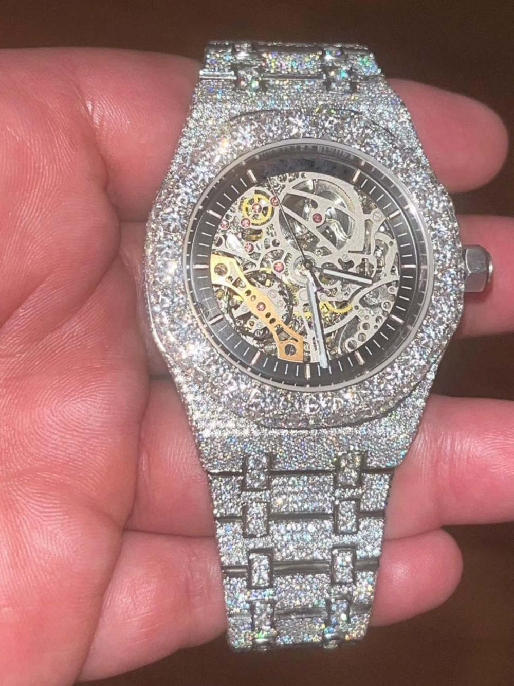 Fashionable Moissanite Watch for Daily Wear