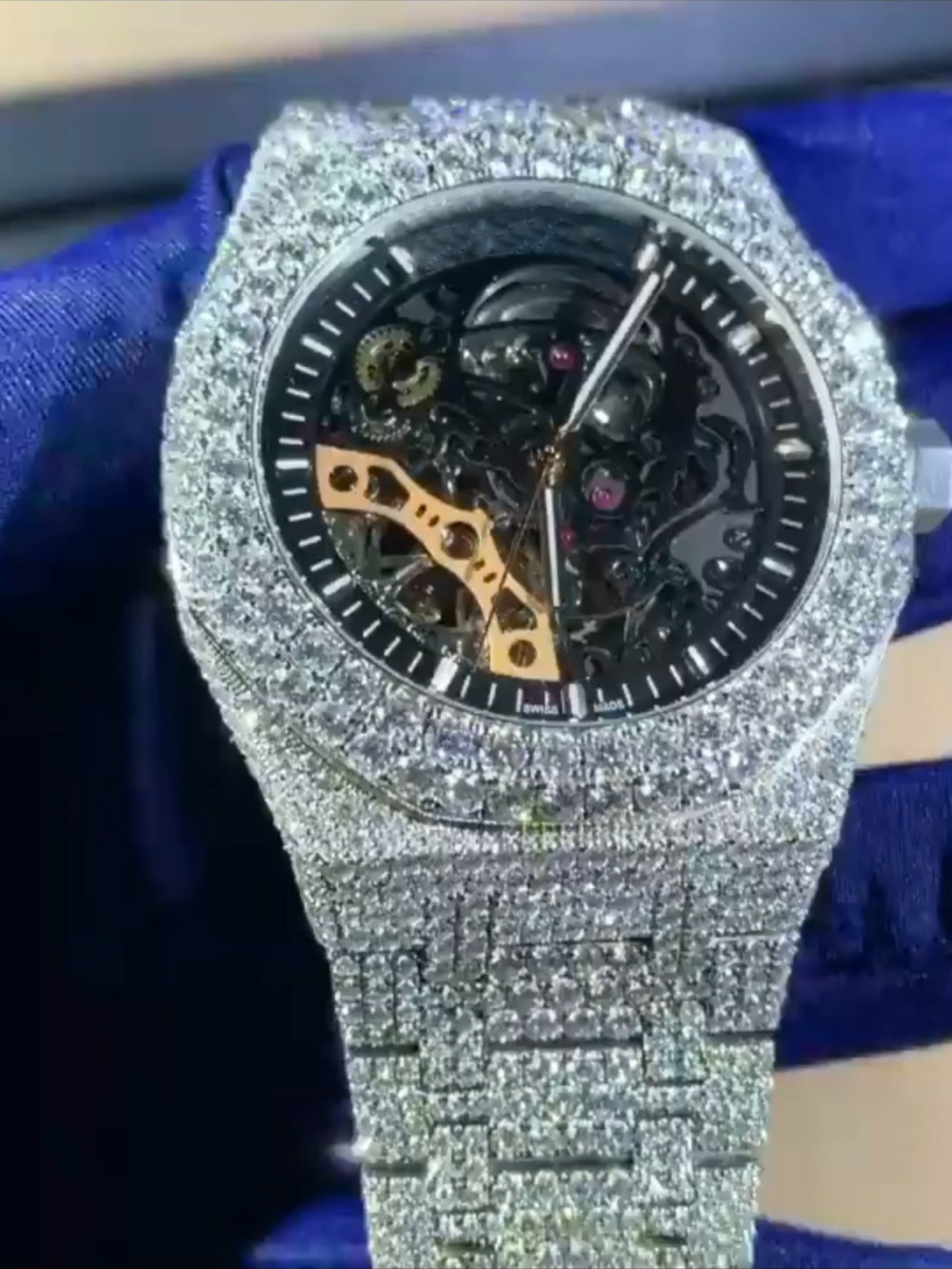 Stainless Steel Diamond-Cut VVS Moissanite Watch for Gift