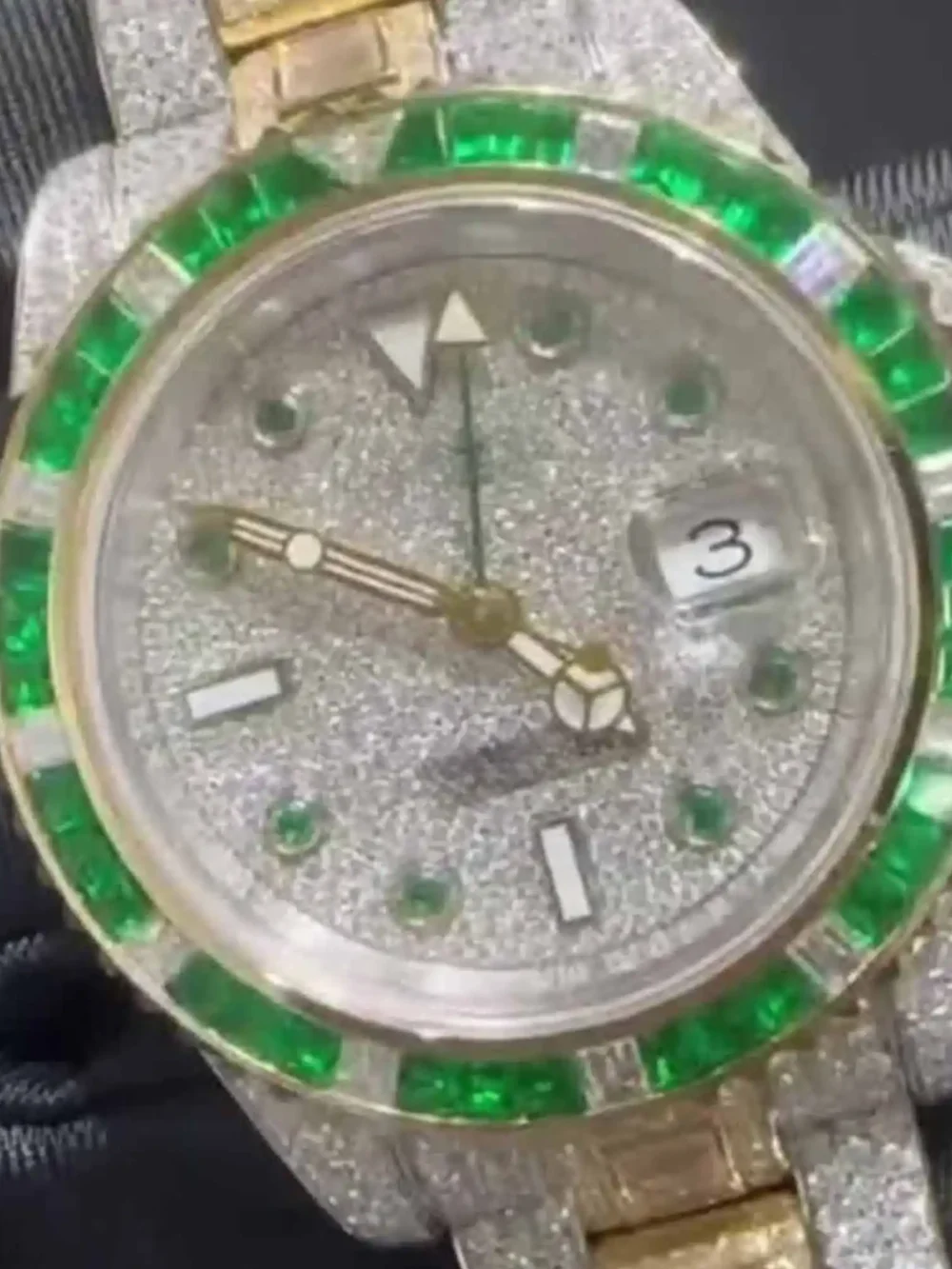 Classic Diamond & VVS Moissanite Watch
